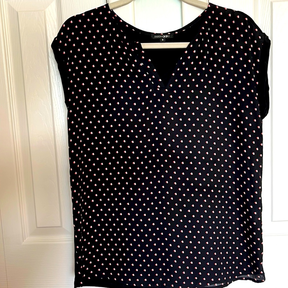 Cap sleeve blouse size small
